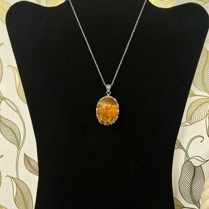 Unique Amber Pendant Necklace (FREE CANDLE W/ PURCHASE)